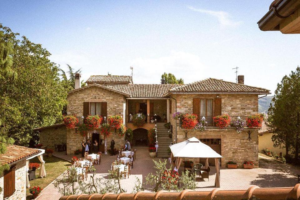 Aurora Villa Gubbio Buitenkant foto