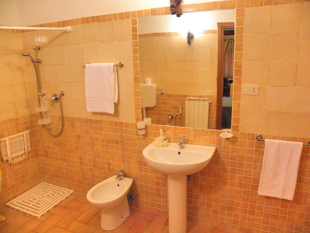 Aurora Villa Gubbio Buitenkant foto