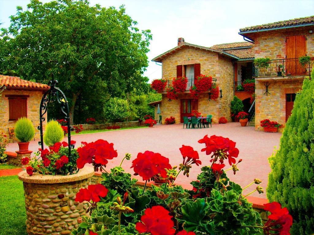 Aurora Villa Gubbio Buitenkant foto